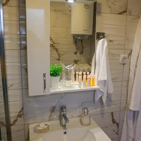 Jez Apartment Kursumlija